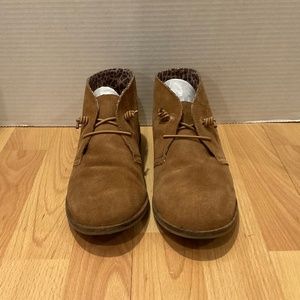 Lucky Brand Ashbee Suede Leather Tan Brown Ankle Chukka Boots Size 7.5 Lace Up